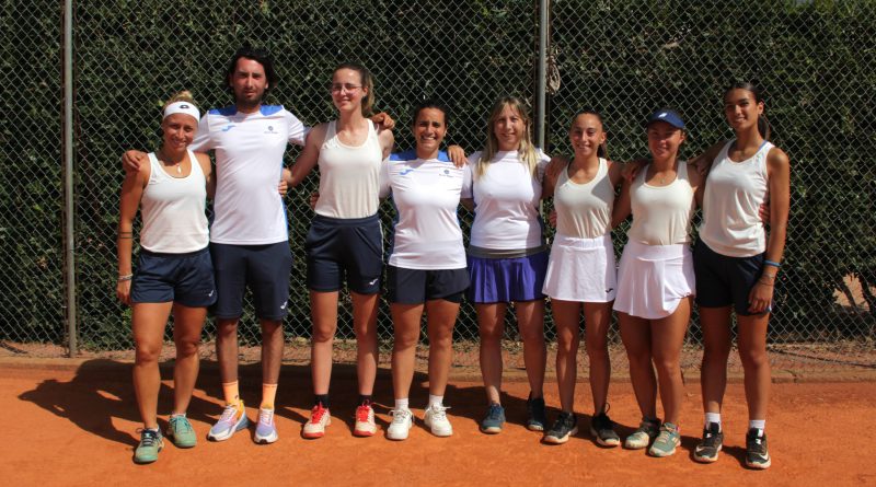 CT Maglie serie C femminile 2022 Giorgia Pinto (2.1), Carlotta Mencaglia (2.5) Asia Pellegrino (2.8), Marta Forte (3.2), Elena Luceri (3.3), Silvia Romano (4.1) e Carola Liaci (4.2) assistita in campo dai tecnici Marco Cezza e Mattia Leo